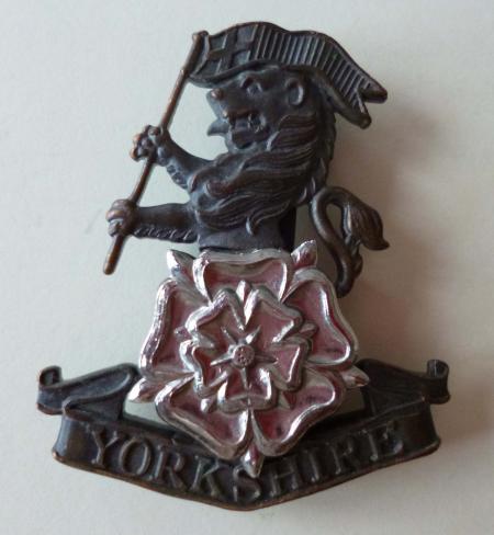 Yorkshire Regiment Officers' cap badge.