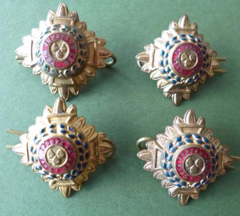 Matching set of Army Lieutenant's Rank-pips.