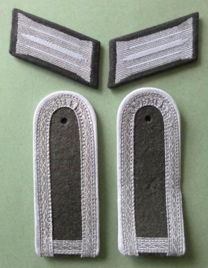 East Germany (DDR) : National Volksarmee (NVA) Set of Insignia for an Infantry NCO.