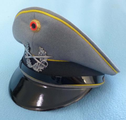 BRD : Bundesheer (Army) Communication personnel (Fernmelde-Truppen) Other-ranks' Later Light-grey Peaked Service Cap.