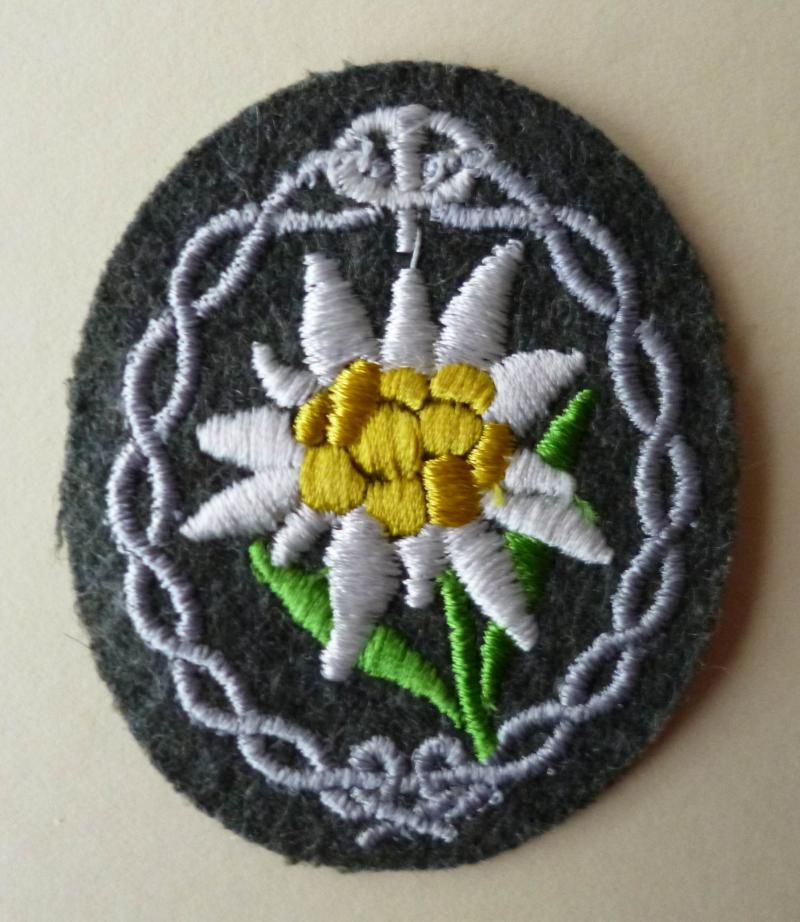 Third Reich : Wehrmacht / Heer (Army) Mountain-troops (‎Gebirgsjäger) Edelweiss Armbadge.