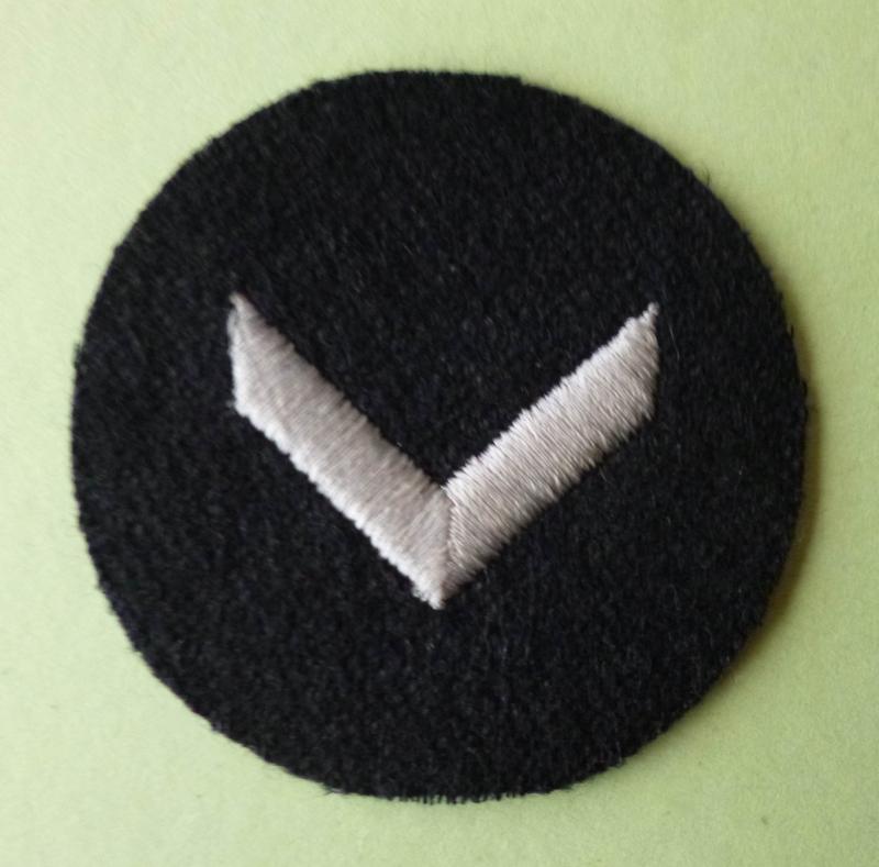 Third Reich : Deutsche-Jungvolk (DJ) Machine-embroidered Rank Armbadge for a DJ-Hordenführer.