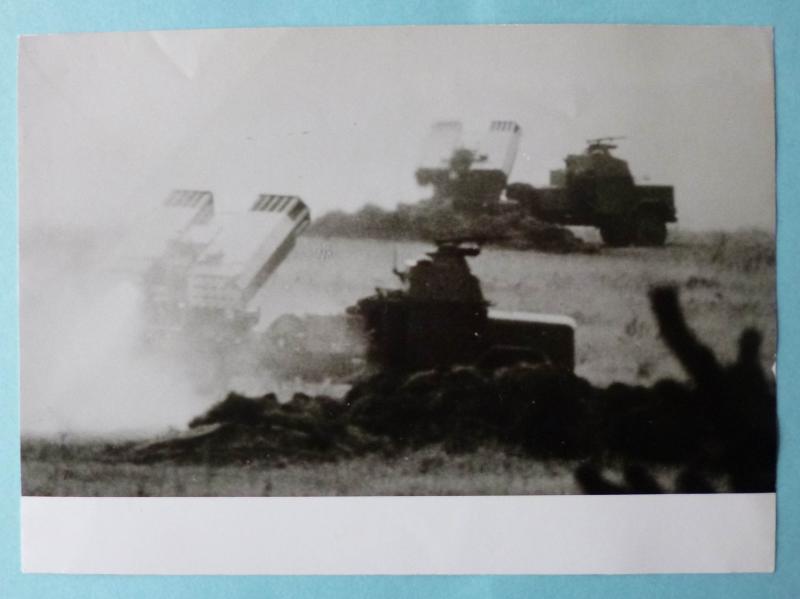 BRD : Early Bundeswehr Official Photo of a Raketenwerfer 110 SF (Rocket launcher).