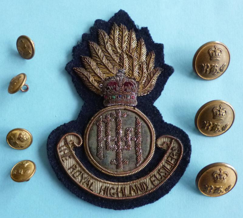 Royal Highland Fusiliers Blazer-badge and Set of Buttons.