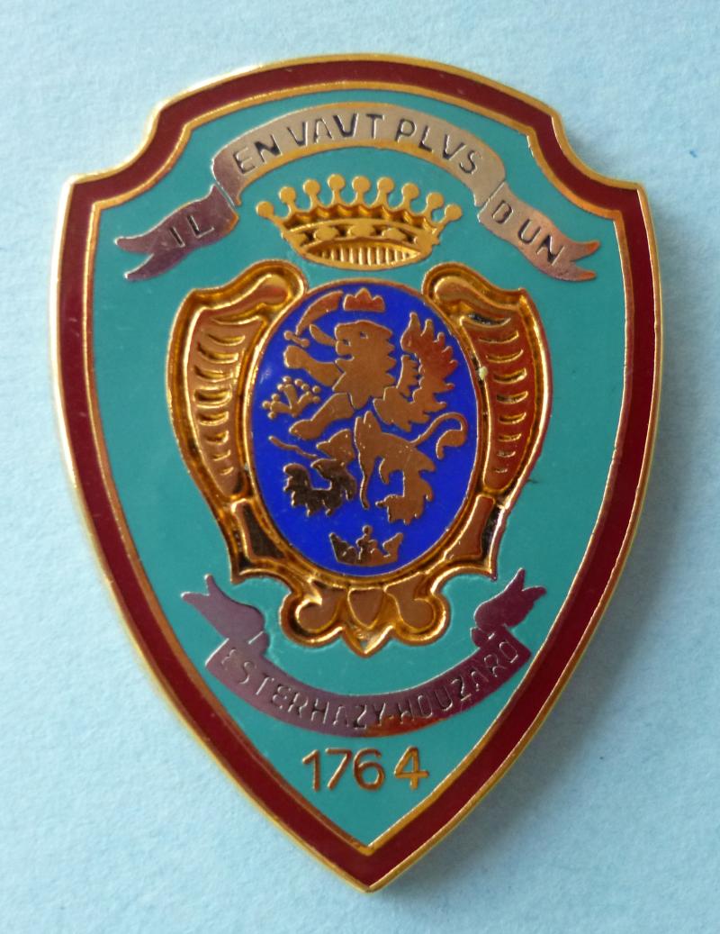 France : Army 3rd Hussars Regiment (3e Régiment de Hussards) Enamelled Formation Badge.