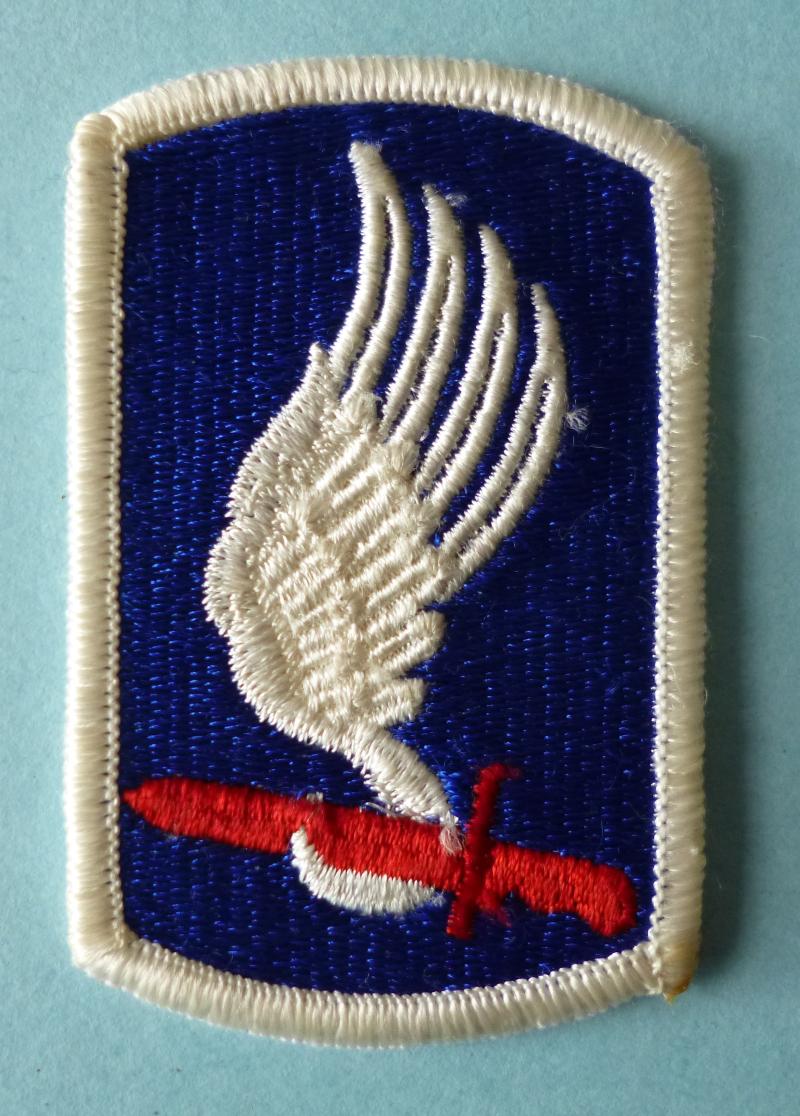 USA :  Army 173rd Airborne Brigade Shoulder-flash.