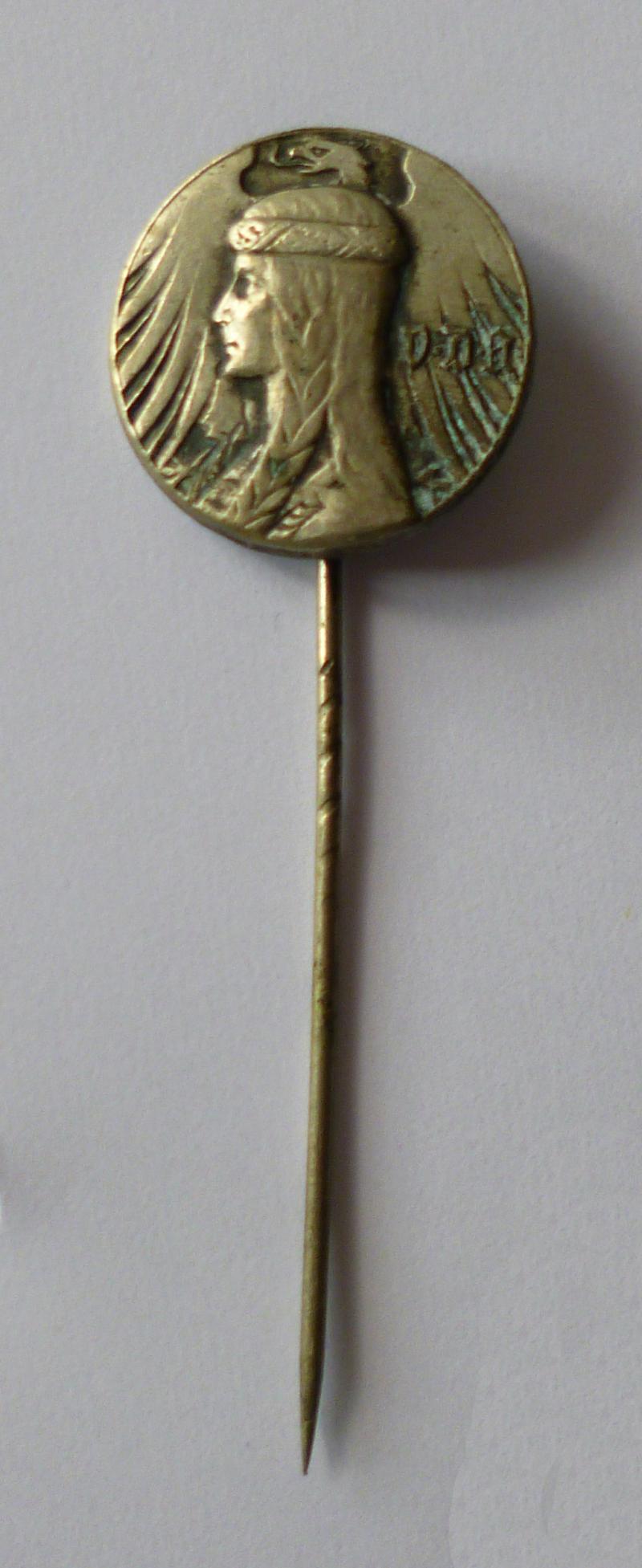 Third Reich / Weimar : Verein für das Deutschtum im Ausland (VDA) Members Stick-pin Lapel-badge.