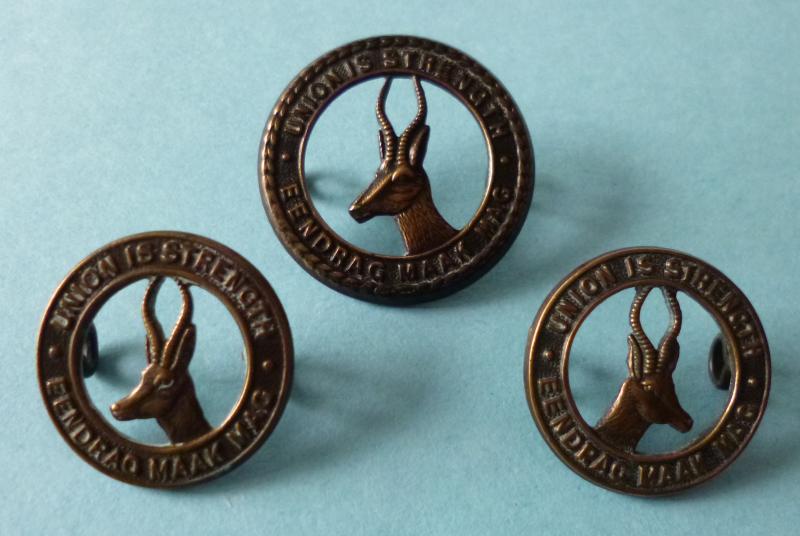 South Africa : Army General Service Corps Cap and Collar-badge Set.