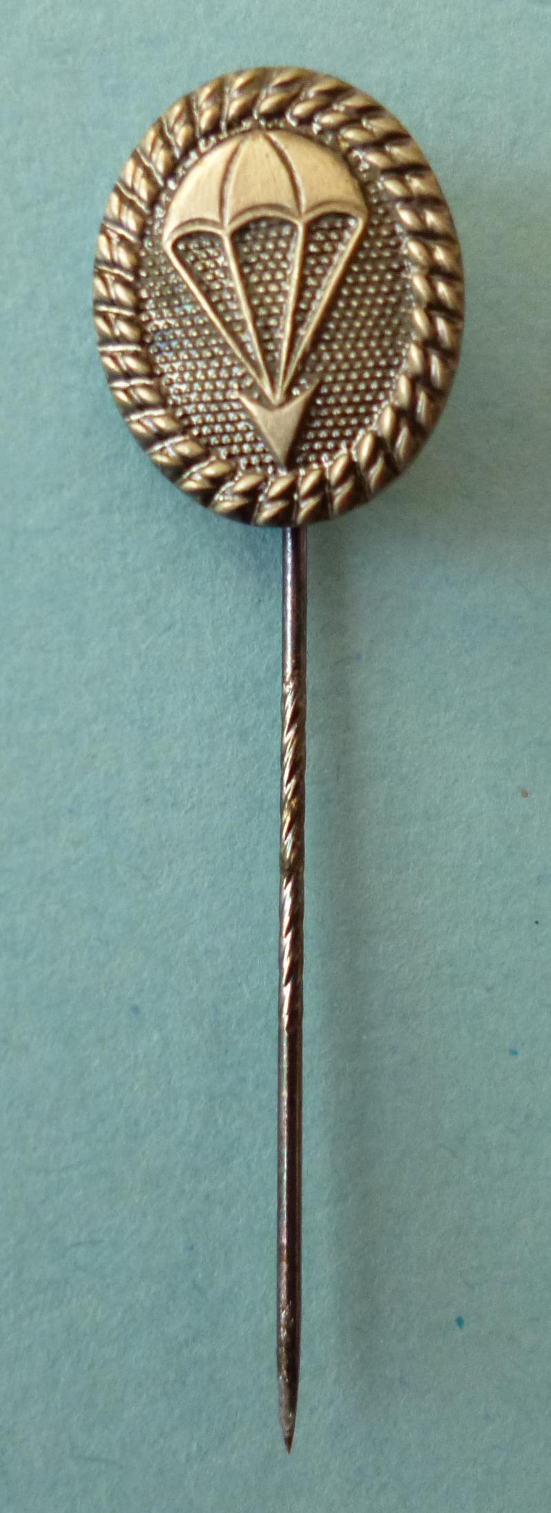 BRD : Early West German Bundeswehr Luftlande Truppen Members Stick-pin Lapel-badge.