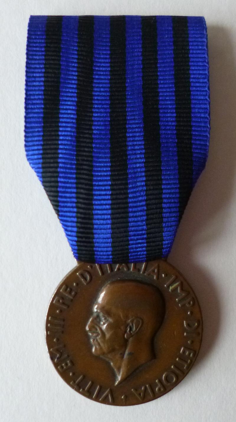 Italy : Commemorative Medal for Military Operations in East Africa (Medaglia Commemorativa delle Operazioni Militari in Africa Orientale).