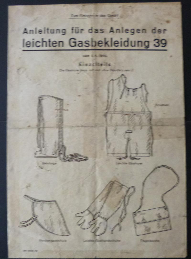 Third Reich : Wehrmacht Instruction Leaflet for wearing the Light Gas-clothing 39.