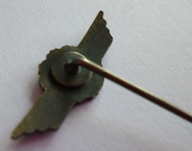 Third Reich : Stick-pin Lapel-badge for Officials & Workers in the Air Travel Administration (First pattern) 1934-38.