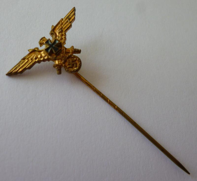 Third Reich : NS Deutscher Marinebund (NSDMB) Members Eagle & Swastika Stick-pin Lapel-badge.