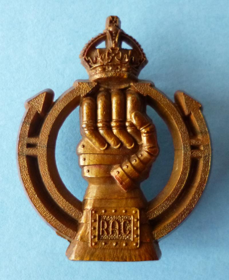 WW2 Royal Armoured Corps Plastic War-economy Cap-badge.
