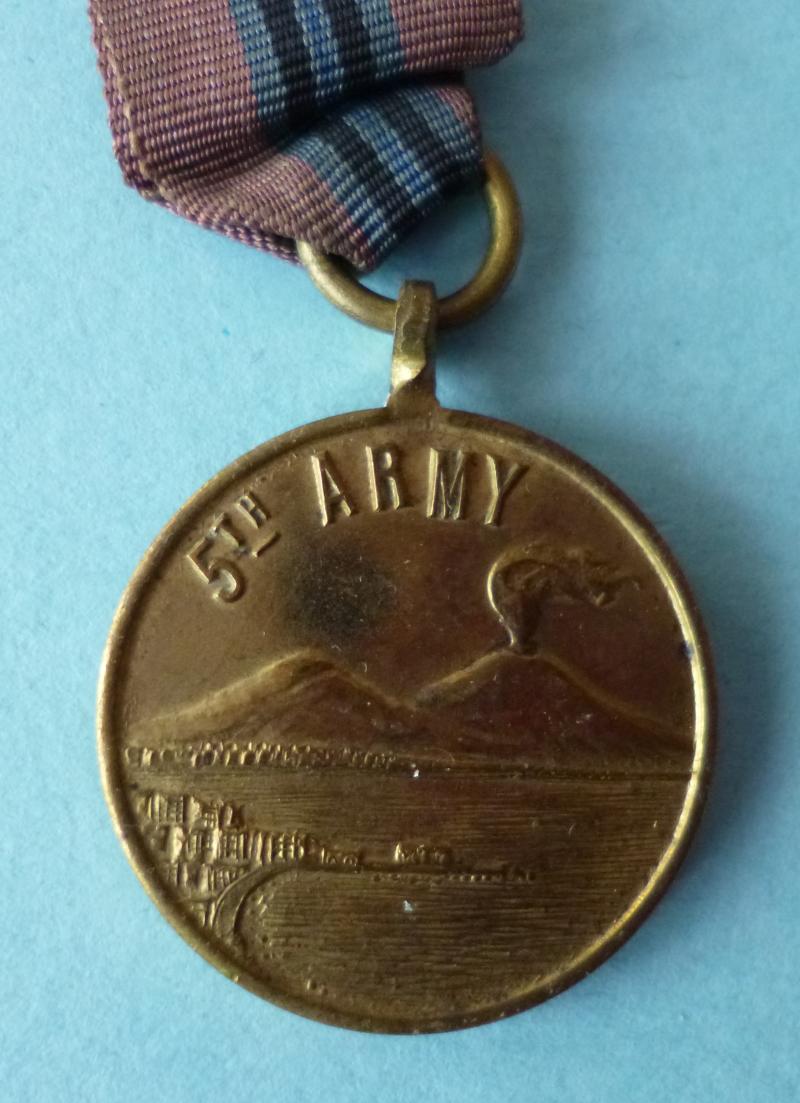 WW2 Commemorative Medal marking the Allied Armies Entry into Naples.