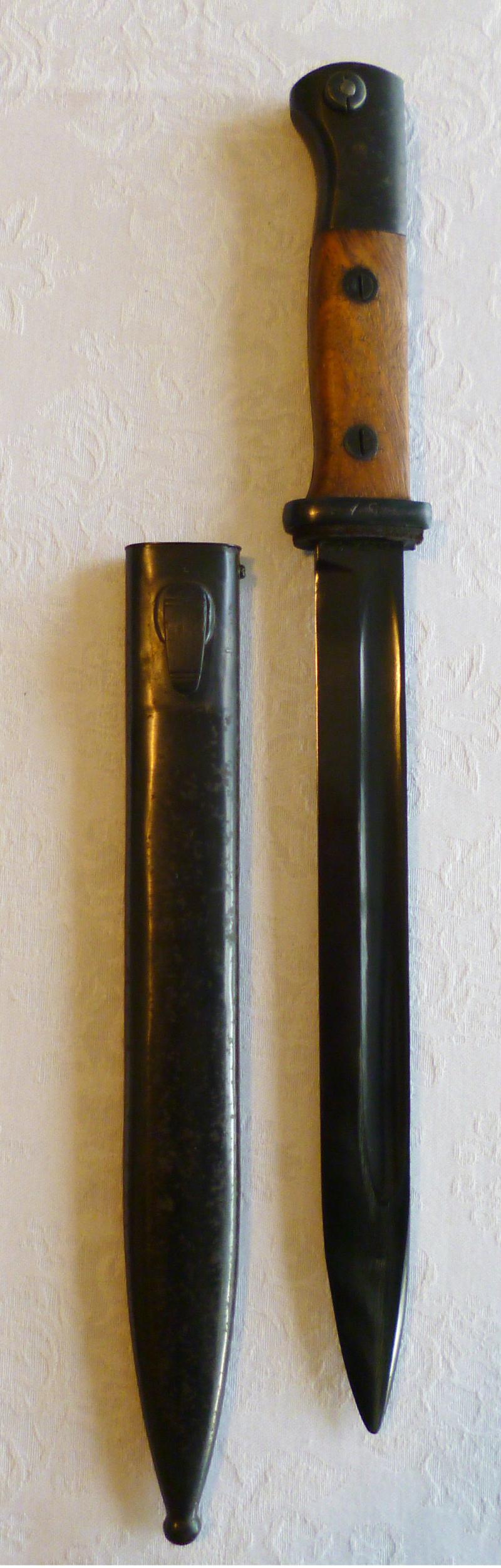 Spain : Spanish M43 Mauser S84/98 Bayonet with Scabbard. :