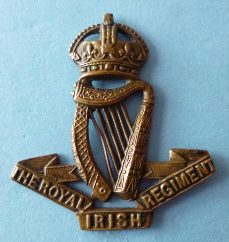 WW1 The Royal Irish Regiment Cap-badge.